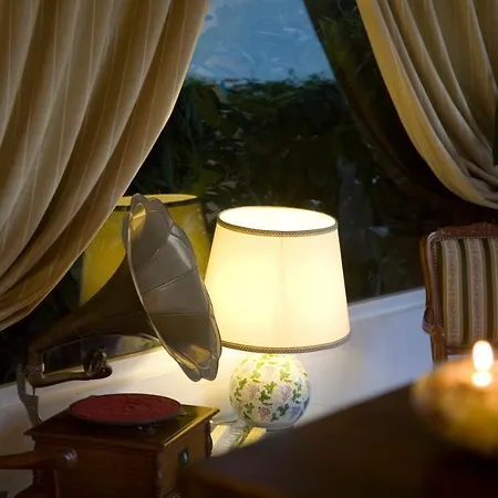 Mimosa Anacapri (Isola di Capri)