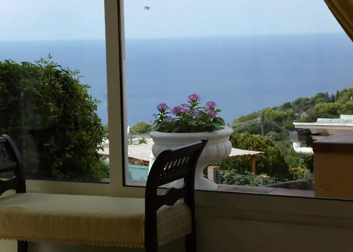 Üdülőközpont Mimosa 3*