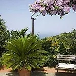 Resort Mimosa 3*